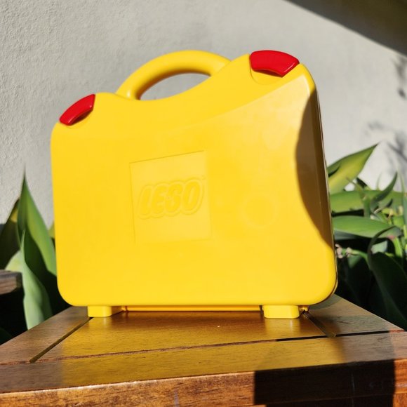 LEGO Yellow Plastic Carrying Carry Case Storage Box w Handle Dividers - Picture 2 of 9